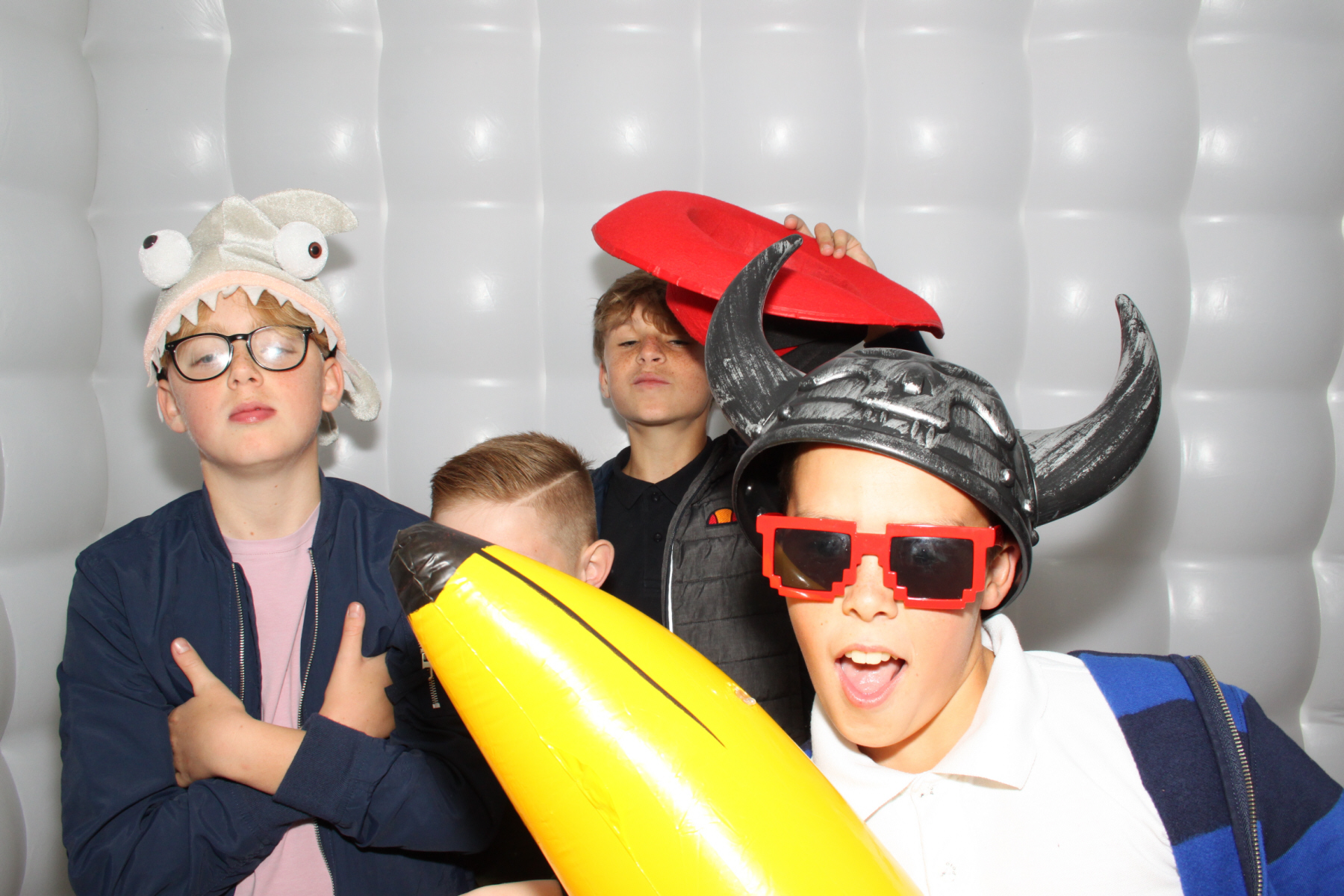 Freya’s 13th party  | View more photos from the event at gallery.yourboothskent.co.uk/u/Your-Booths-Kent/Freya’s-13th-party